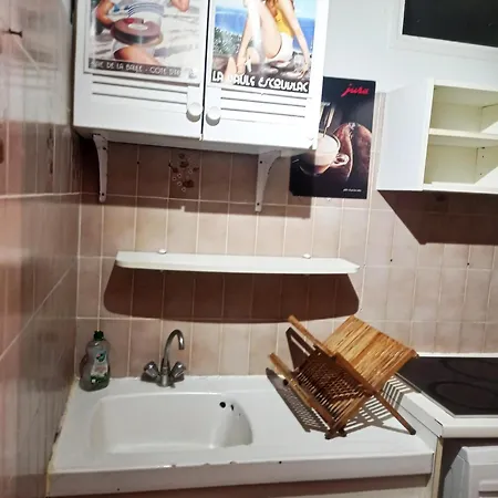 아파트 2 Pieces , 2 Lits De 2 Places *