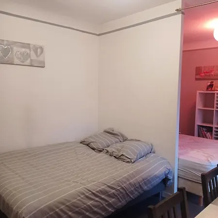 2 Pieces , 2 Lits De 2 Places Διαμέρισμα Taverny