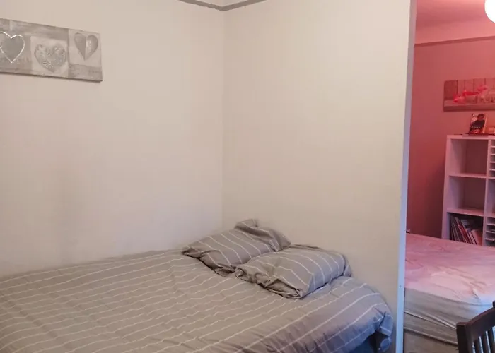 2 Pieces , 2 Lits De 2 Places Διαμέρισμα Taverny